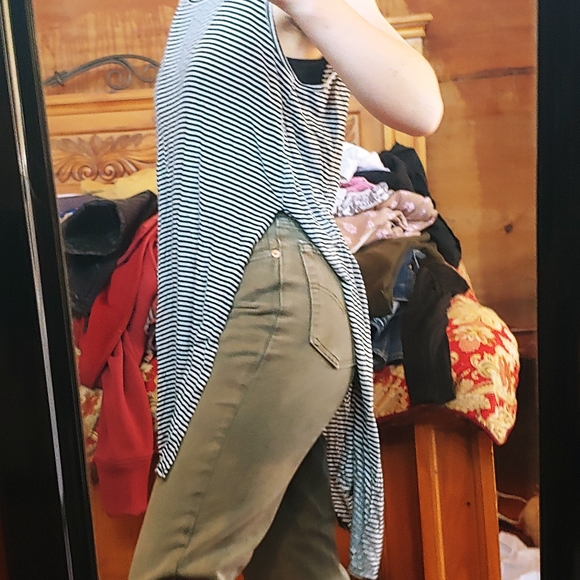 Split Blose - Picture 2 of 2